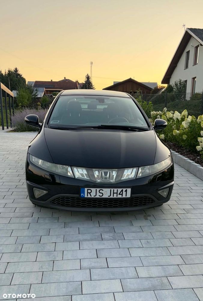 Honda Civic 1.8i-VTEC Sport - 1