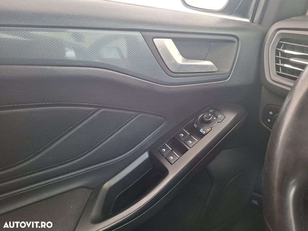 Ford Focus 1.0 EcoBoost Hybrid ACTIVE DESIGN - 14