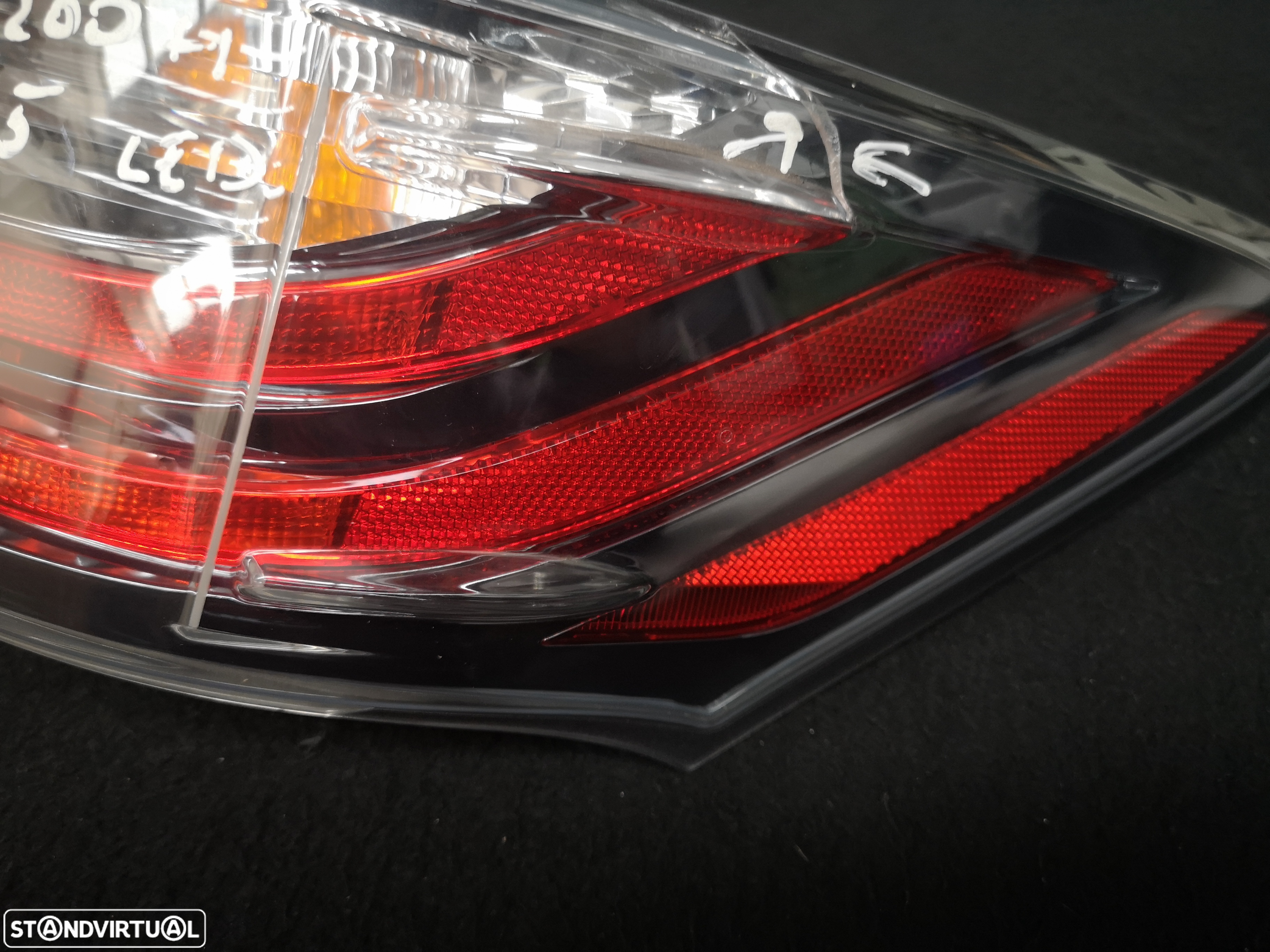 Farolim traseira direita LED Lexus ct200h 2014-2017 - 2