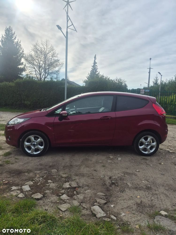 Ford Fiesta 1.25 Ambiente - 19