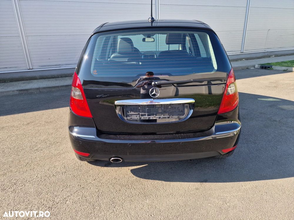 Mercedes-Benz A 180 - 19