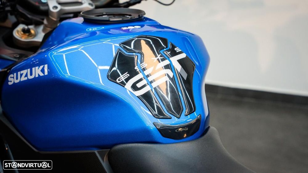 Suzuki GSX S 1000 GT - 15