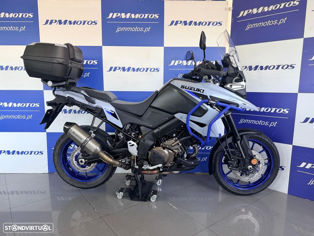 Suzuki DL 1050RR - 4