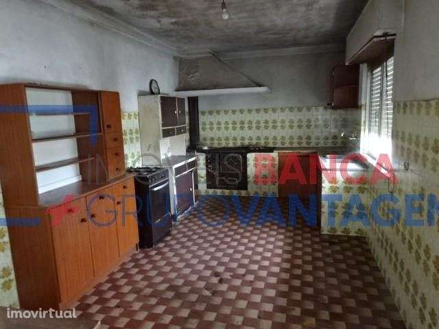 Moradia bifamiliar, para venda, Seia - Travancinha - Grande imagem: 5/9