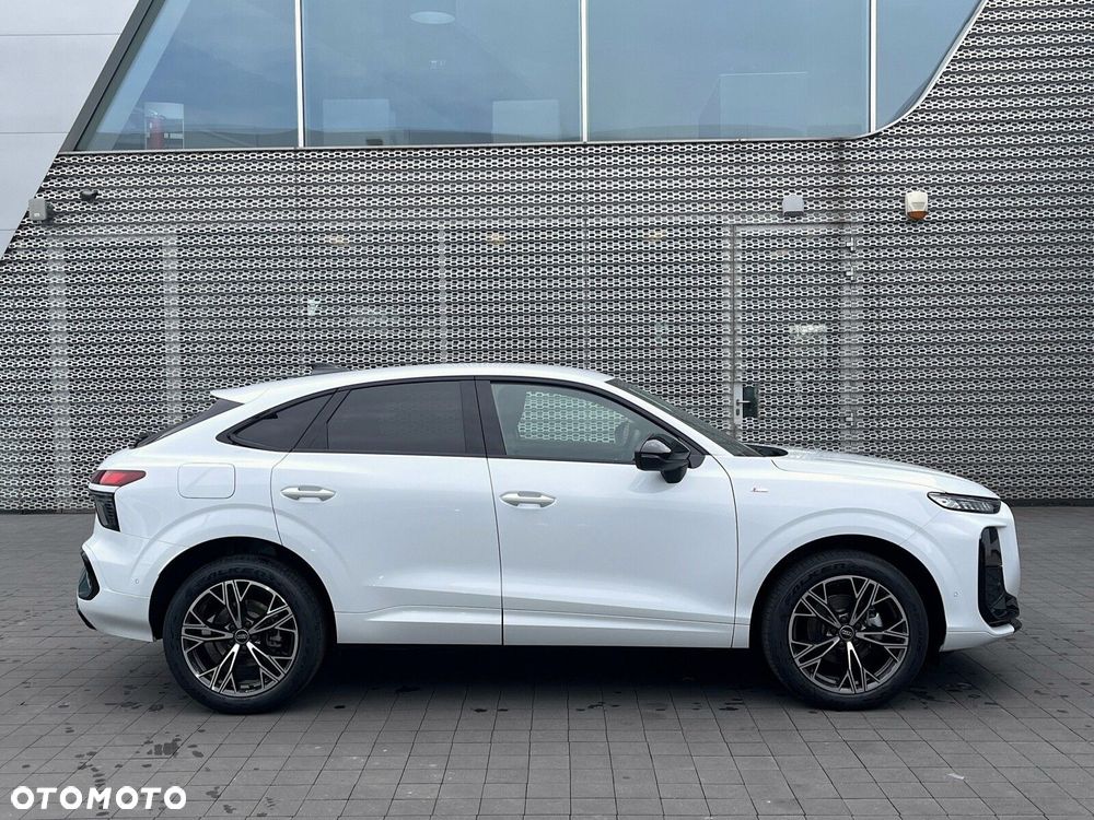Audi Q3 Sportback - 2