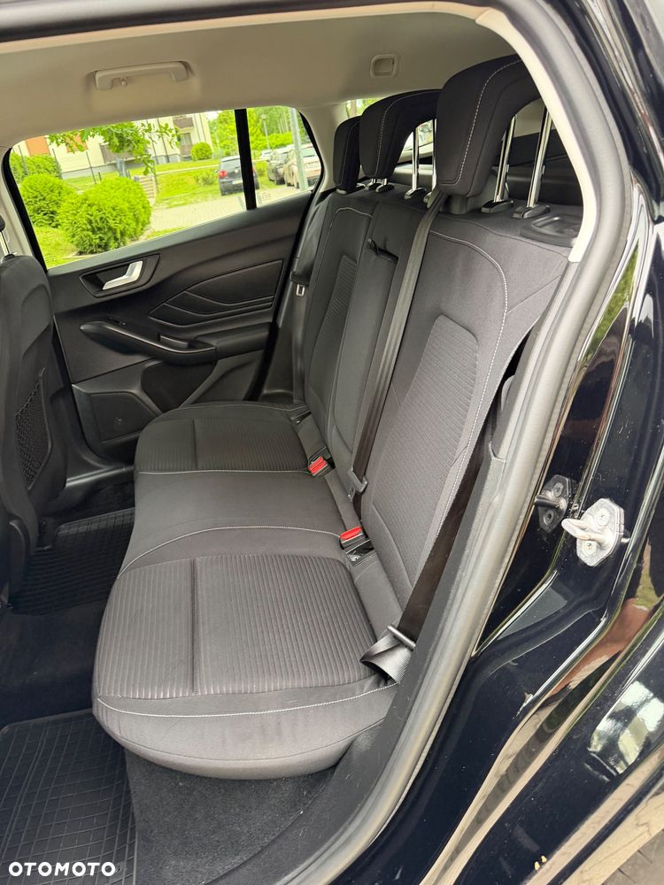 Ford Focus - 19