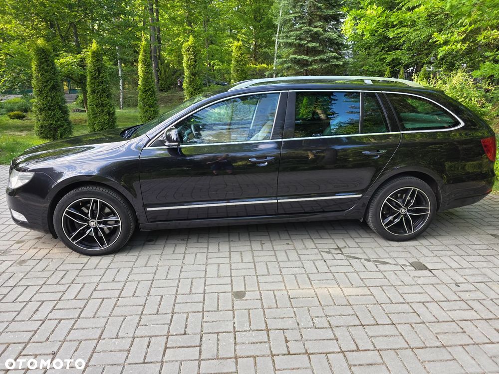 Skoda Superb 2.0 TSI Elegance DSG - 7