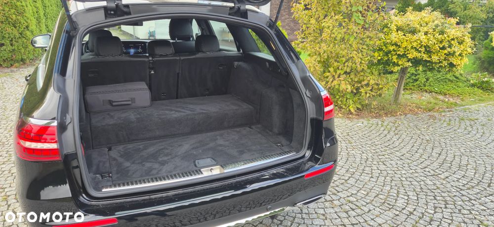 Mercedes-Benz Klasa E 300 9G-TRONIC AMG Line - 16