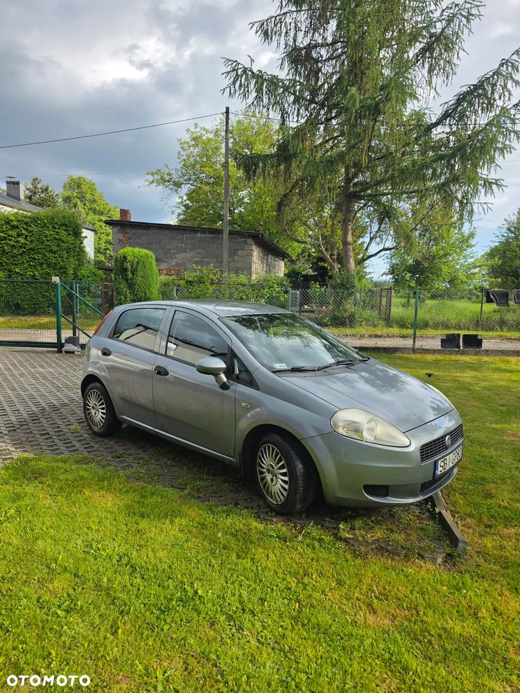 Fiat Grande Punto - 8