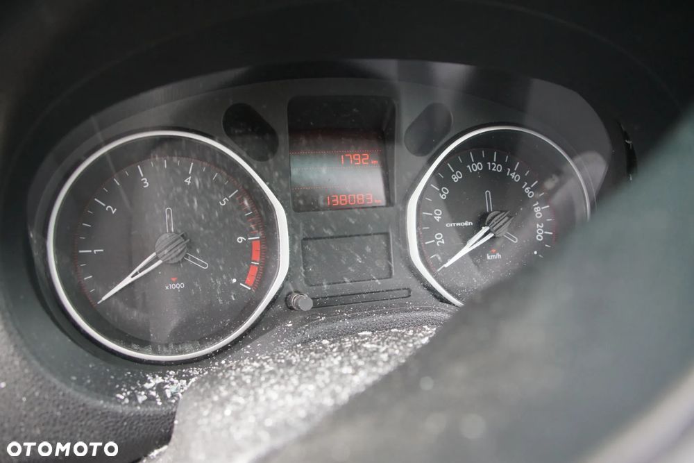 Auto na części - Citroen C-Elysee Lift 1.6 BlueHDI 99 KM BH02 20ET30 KEB 2018R Silnik Skrzynia Drzwi Błotnik Klapa Zderzak Lampa Lusterko Klamka Szyba Deska Kokpit Sterownik Moduł Czujnik Licznik Panel Kierownica - 12