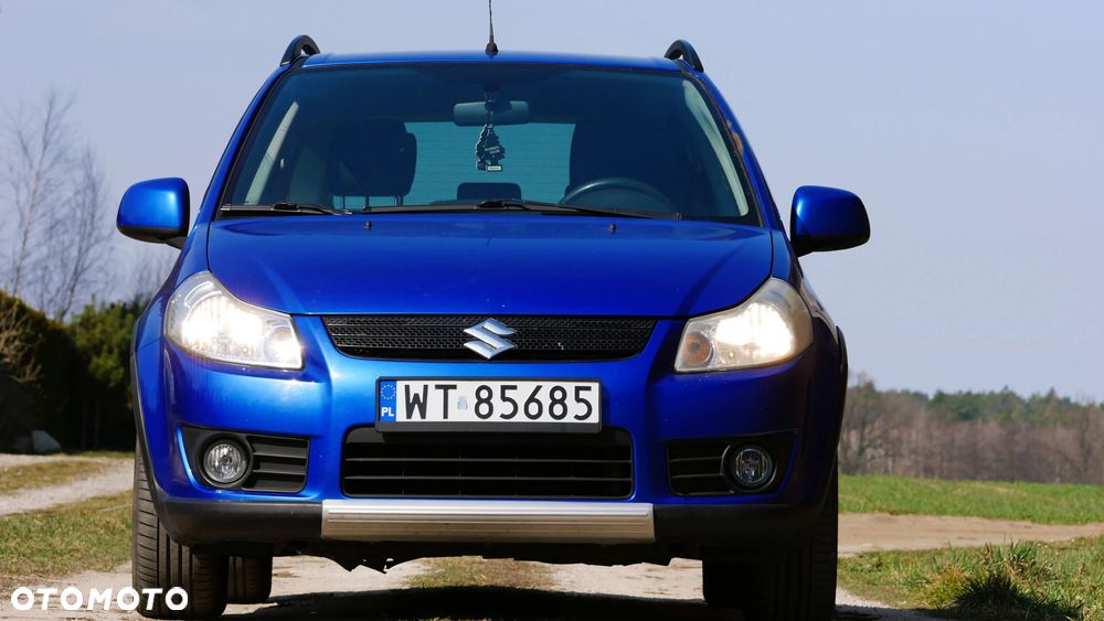 Suzuki SX4 - 10
