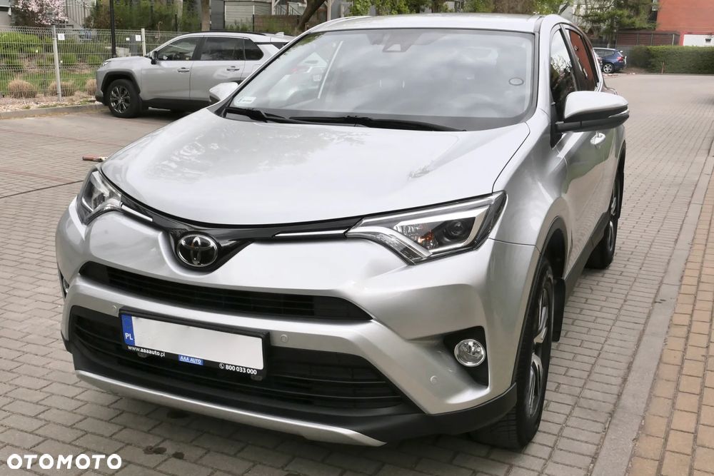 Toyota RAV4 2.0 Style 4x4 - 2