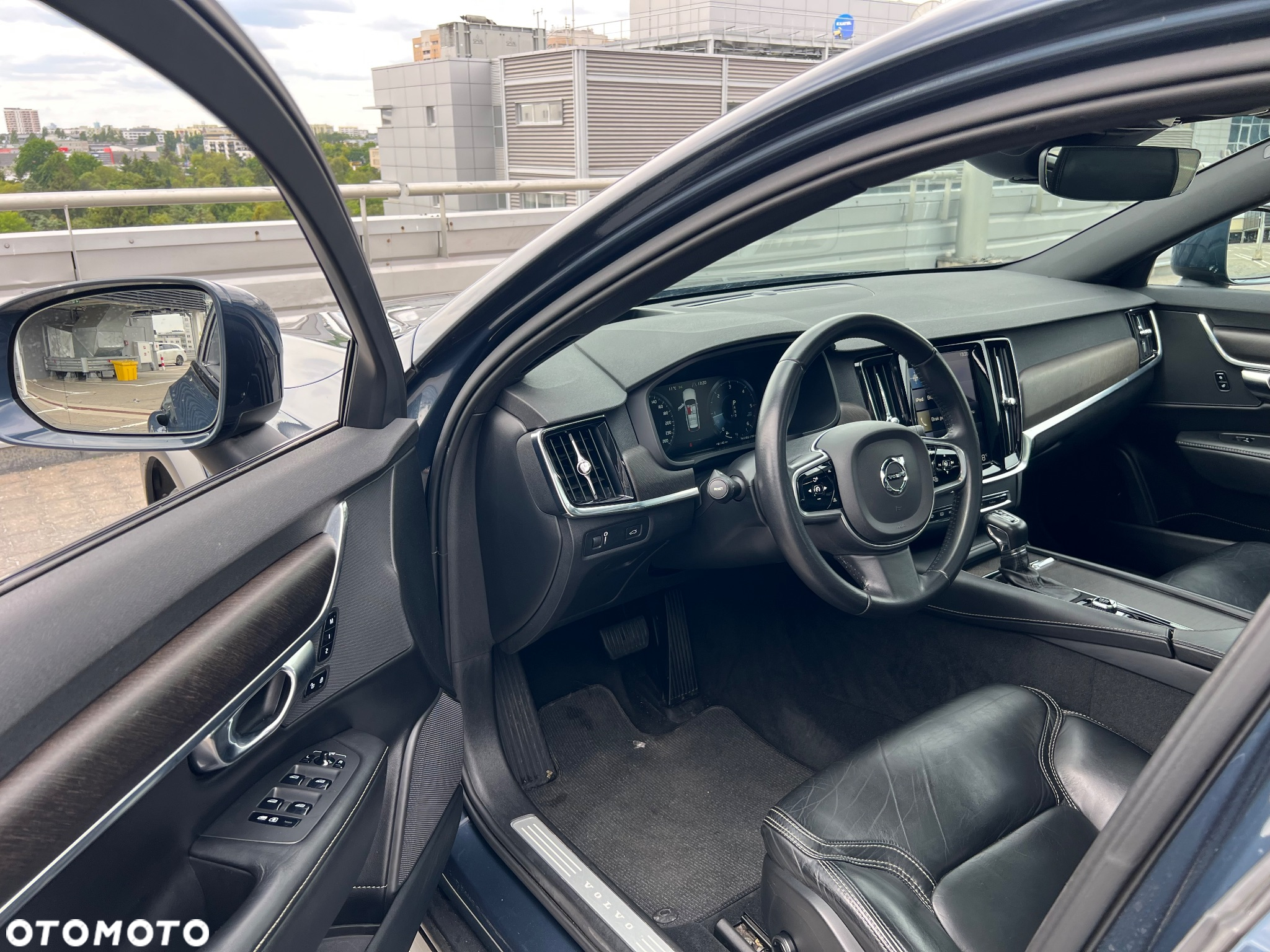 Volvo V90 Cross Country D5 AWD Geartronic Pro - 23