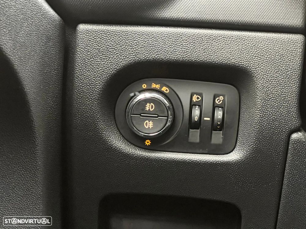 Opel Corsa 1.3 CDTI Go! 95g - 12