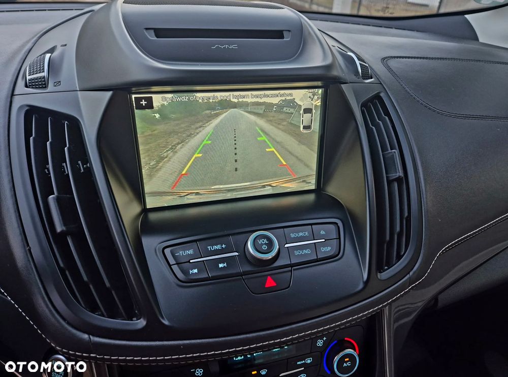 Ford Kuga 2.0 TDCi 4x4 Vignale - 19