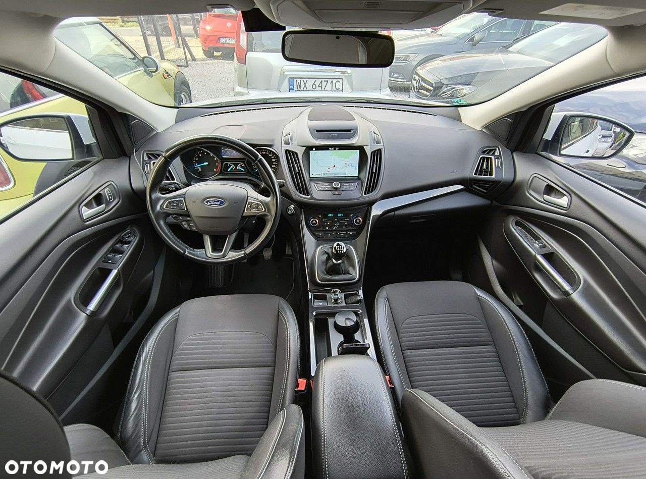 Ford Kuga 1.5 EcoBoost 2x4 Titanium - 15