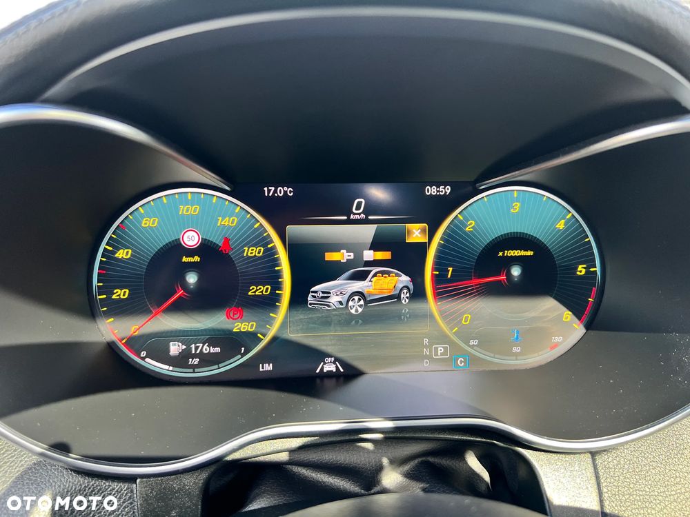 Mercedes-Benz GLC 300 d 4-Matic - 33