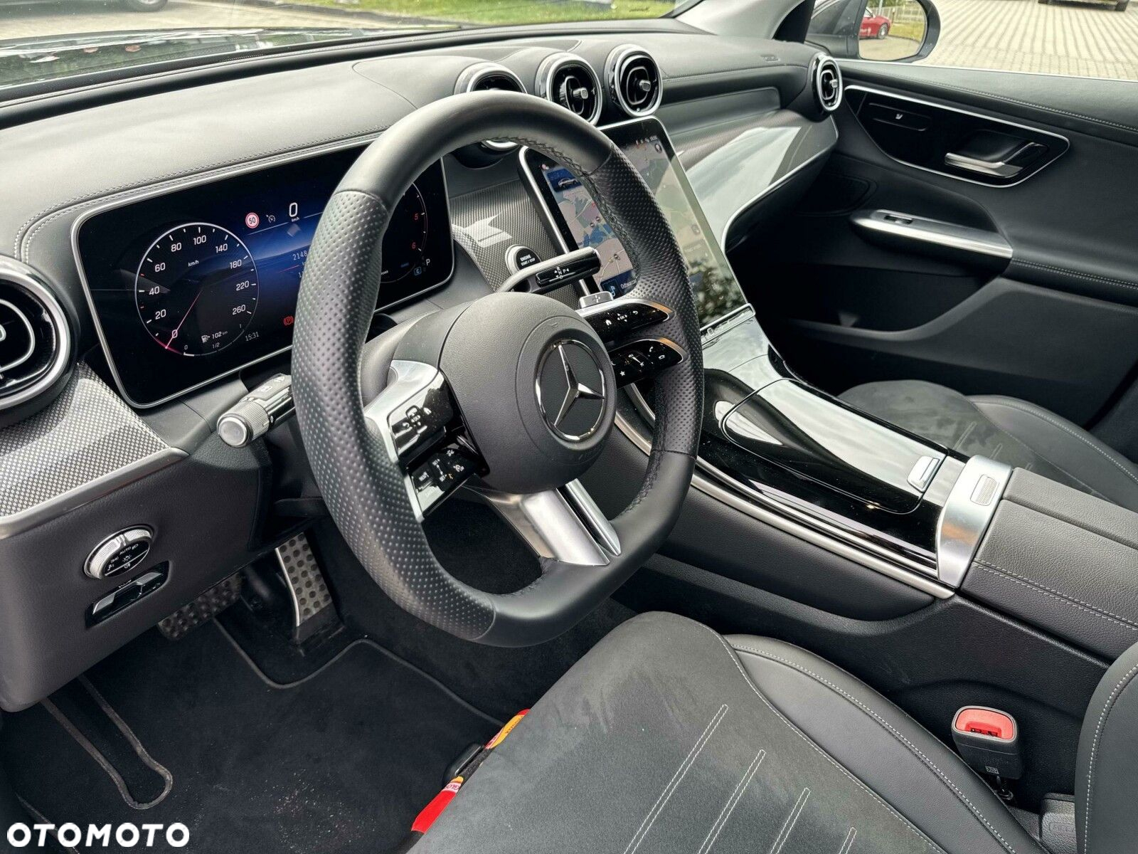Mercedes-Benz GLC - 11