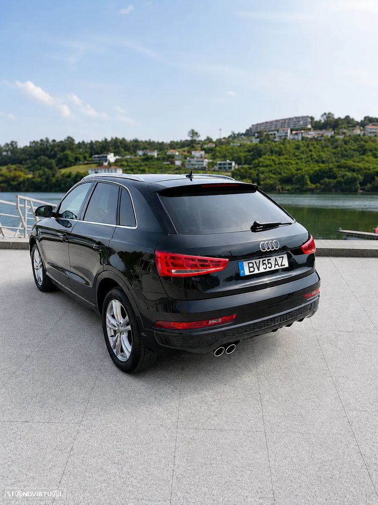 Audi Q3 2.0 TDI S-line - 4