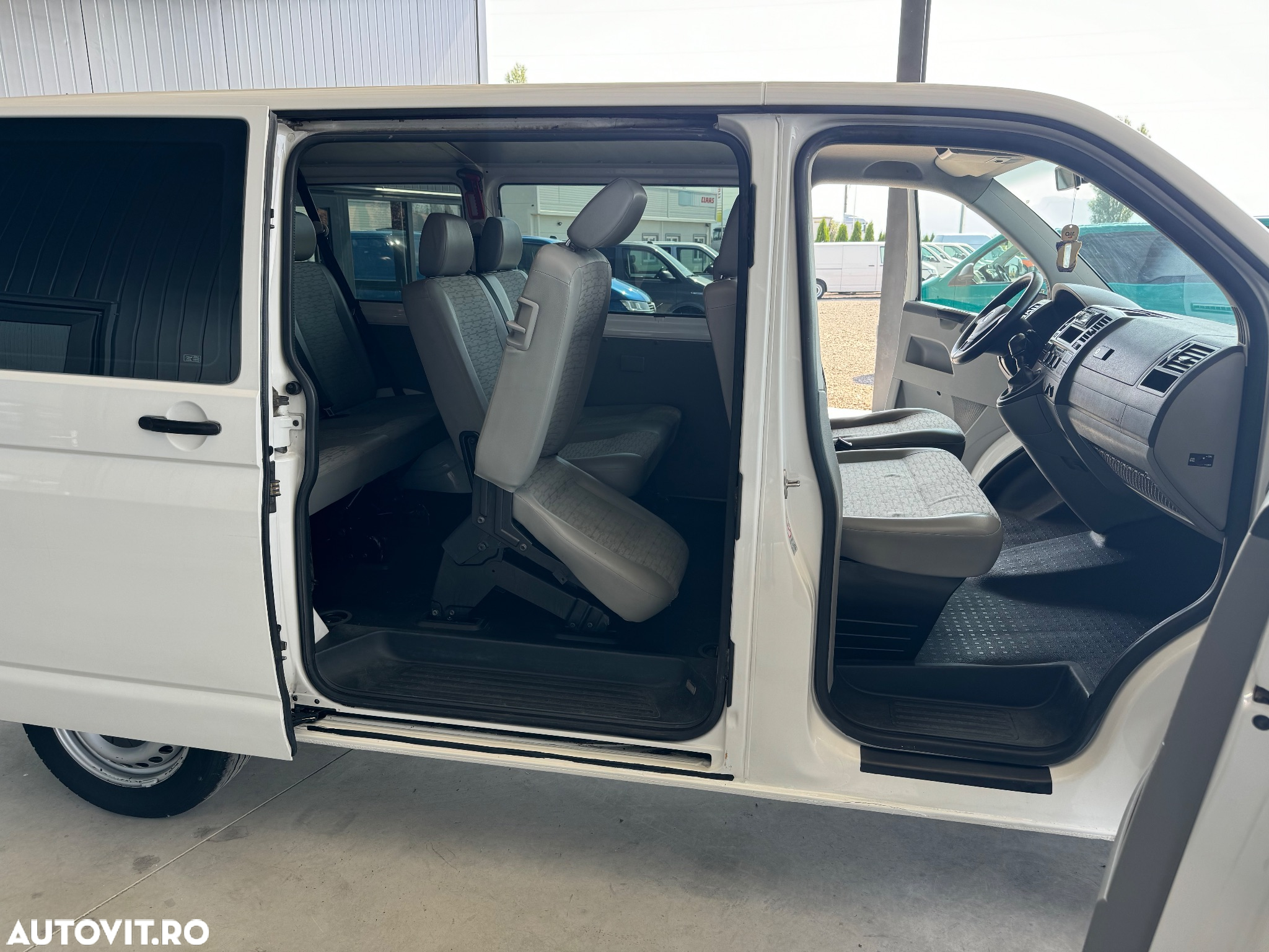 Volkswagen Transporter T5 7FD112/WF2/ZP1/1T3 - 7