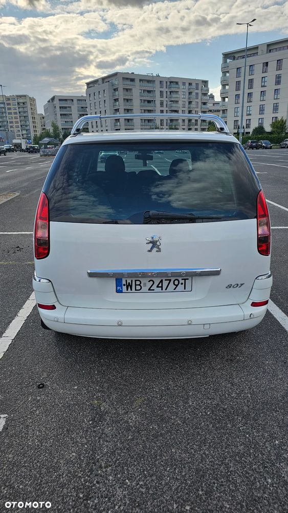 Peugeot 807 - 13