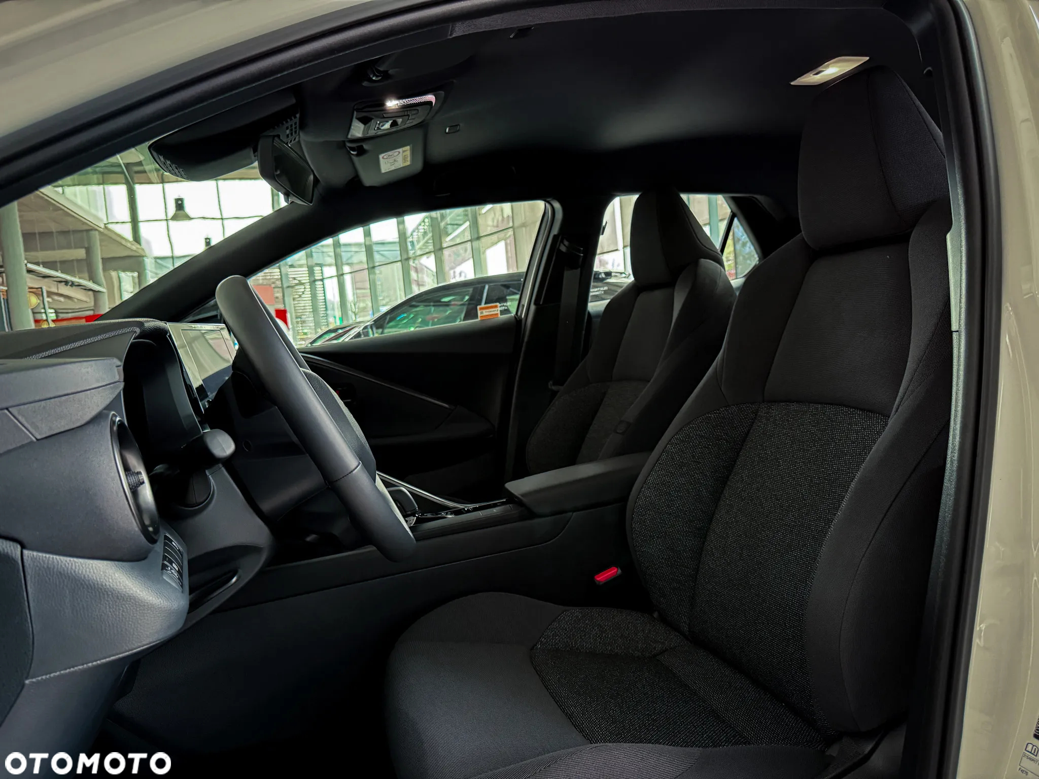 Toyota C-HR 1.8 Hybrid Comfort - 8