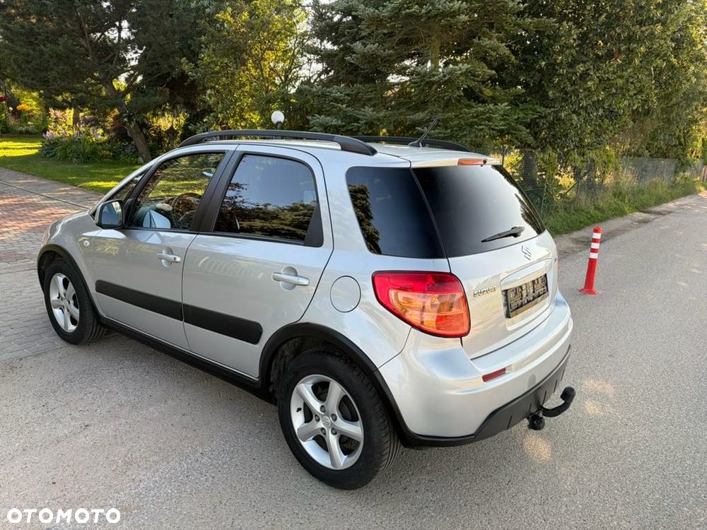 Suzuki SX4 1.6 VVT 4x2 Comfort - 3