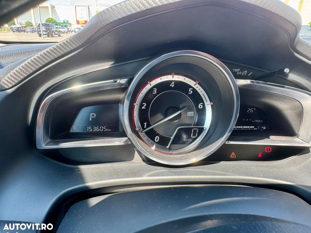 Mazda 3 CD150 AT Revolution Top - 13
