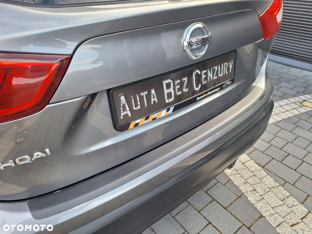 Nissan Qashqai 1.6 DIG-T N-Connecta - 37