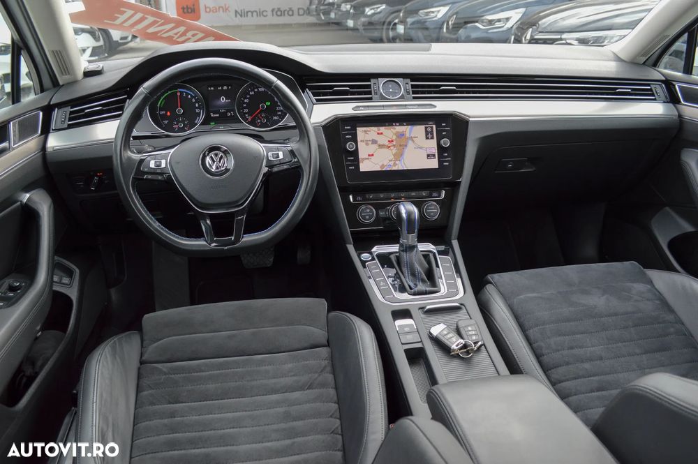 Volkswagen Passat 1.4 TSI DSG GTE - 36