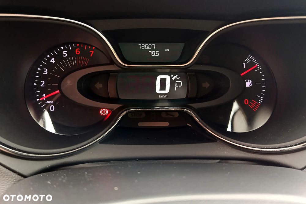 Renault Captur 1.2 TCe Zen EDC - 24