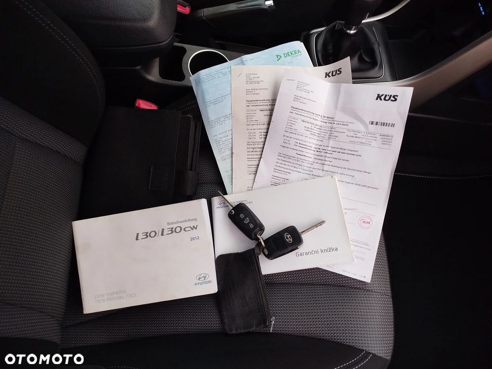 Hyundai i30 1.6 Premium - 17