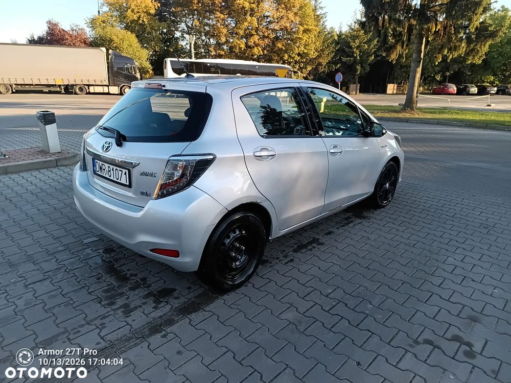 Toyota Yaris - 11