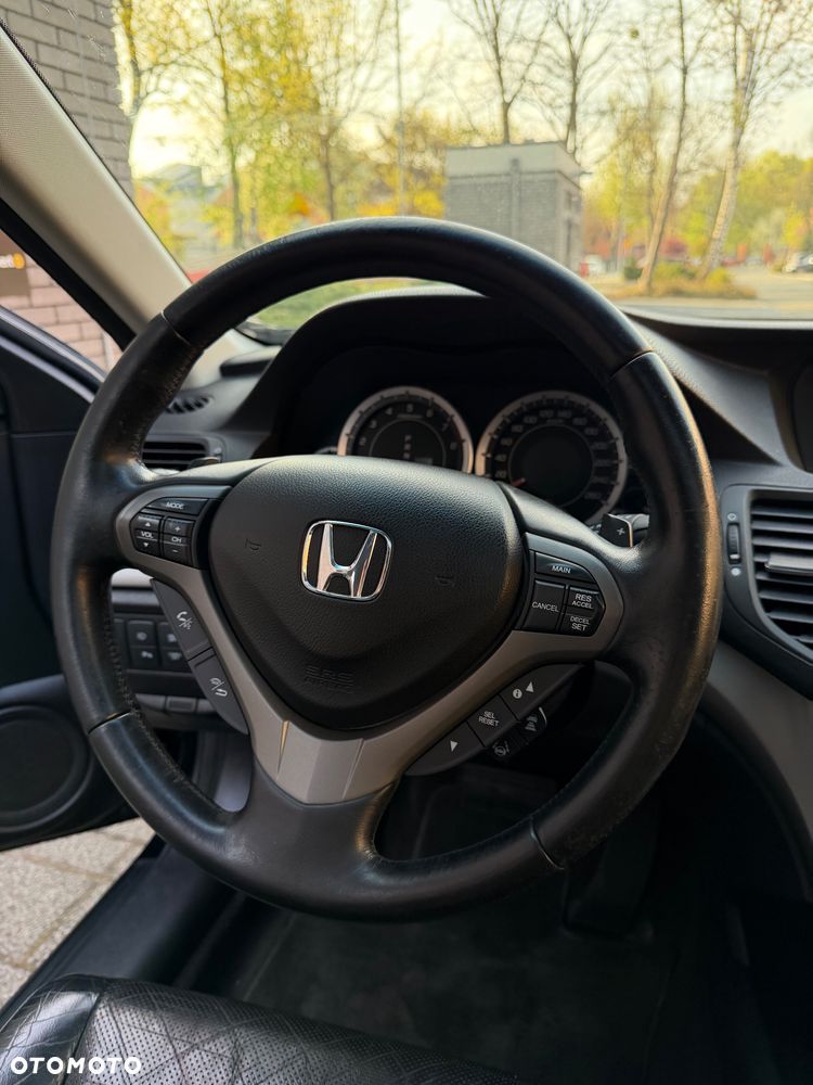 Honda Accord 2.4 Executive Nav - 10