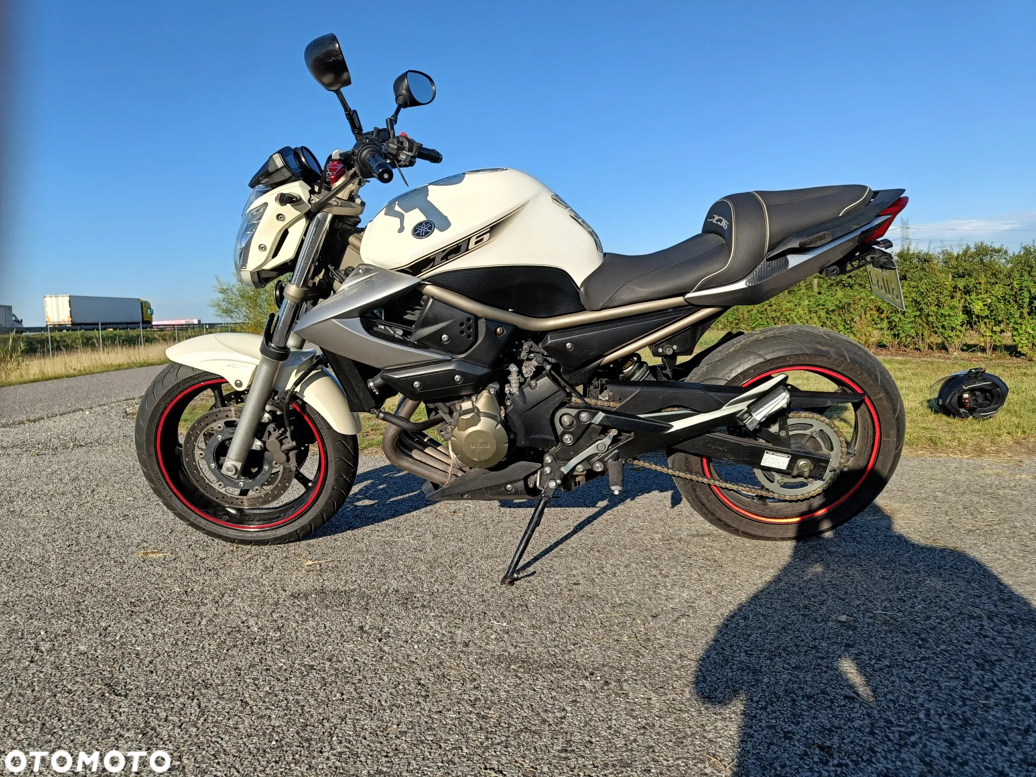 Yamaha XJ - 2