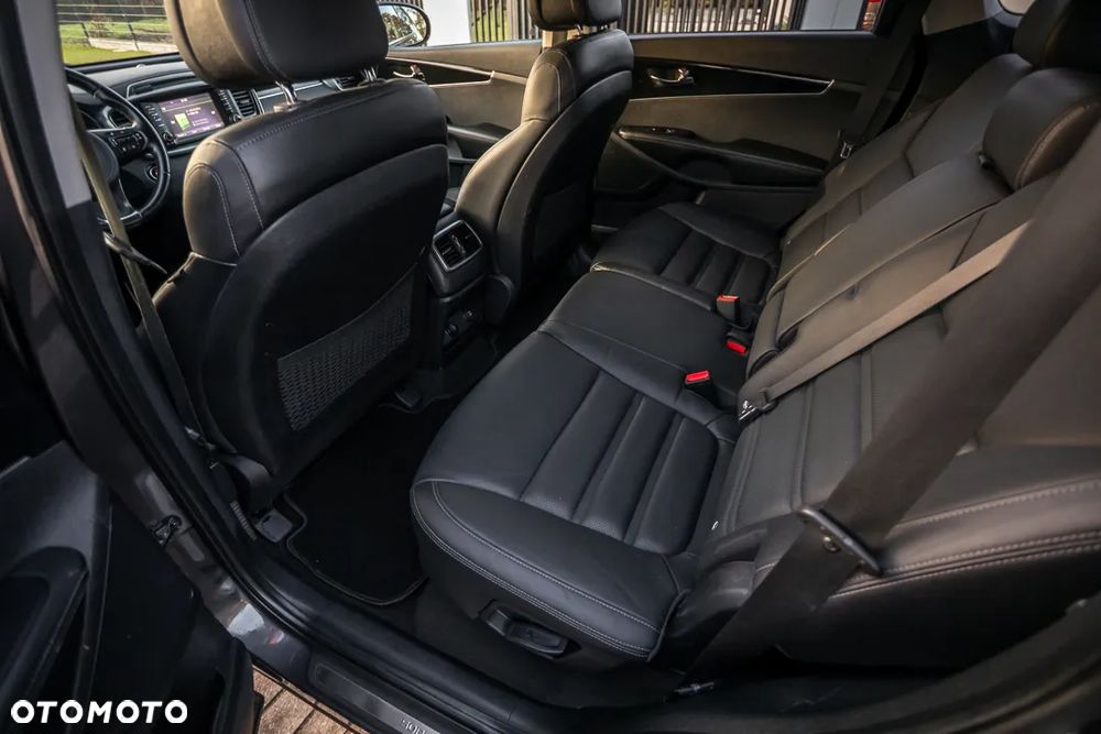 Kia Sorento 2.2 CRDi AWD Platinum Edition - 17