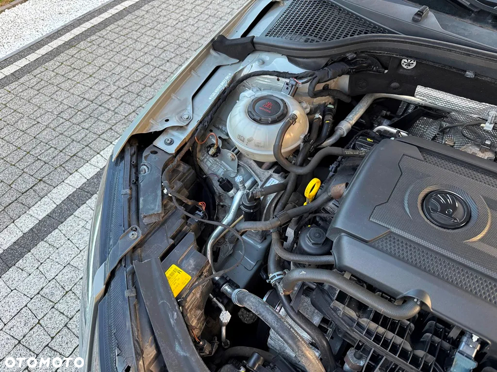Skoda Octavia Combi 2.0 TSI DSG RS First Edition - 38