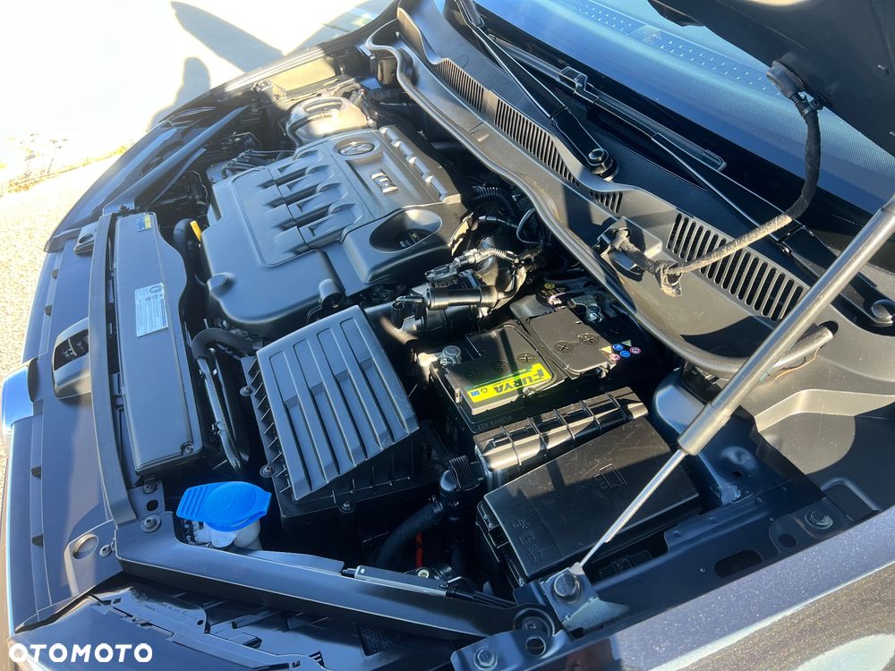 Volkswagen Golf Sportsvan 1.6 TDI SCR United - 23