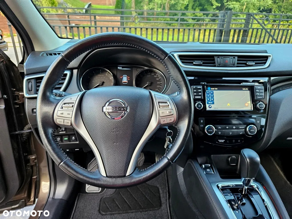 Nissan Qashqai - 15