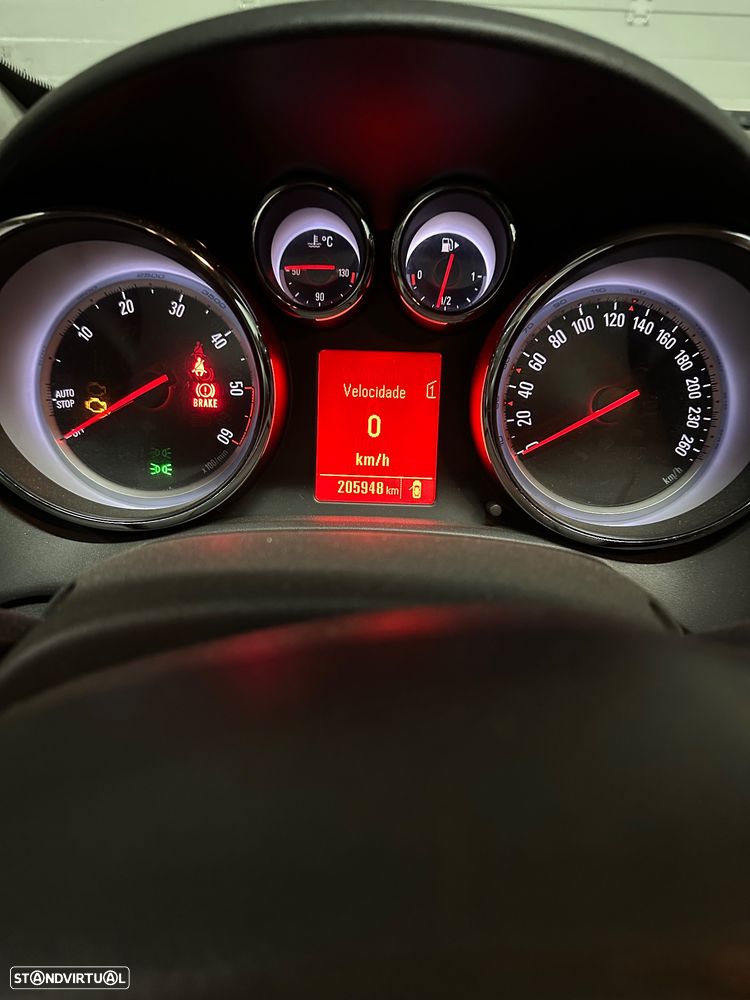 Opel Astra GTC - 7