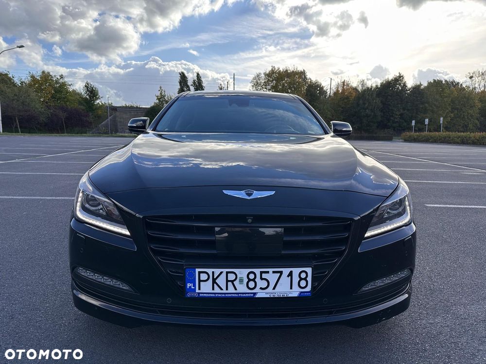 Hyundai Genesis 3.8 V6 GDI - 2