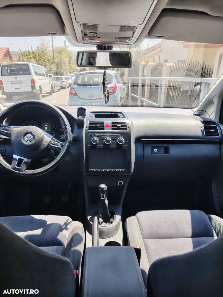 Volkswagen Touran Cross 2.0 TDI - 3
