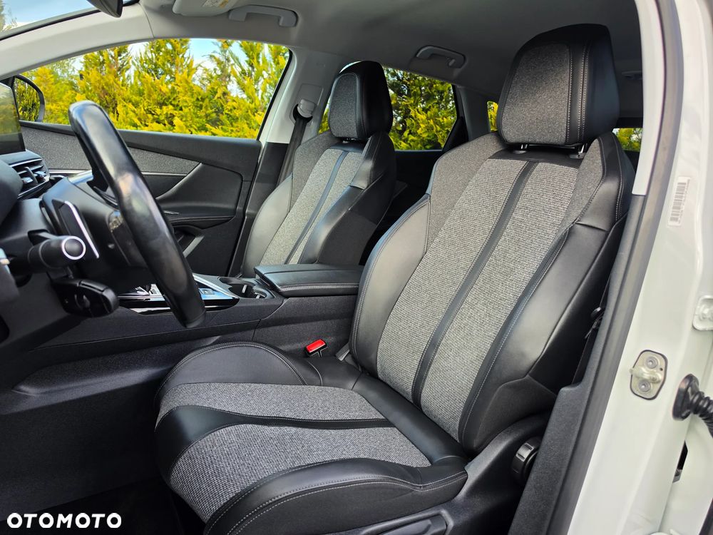 Peugeot 3008 BlueHDi 180 Stop & Start EAT8 Allure - 24