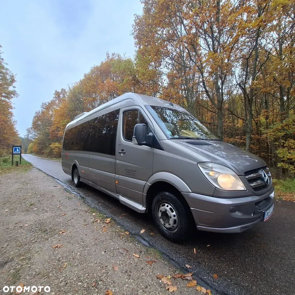 Mercedes-Benz Sprinter - 1