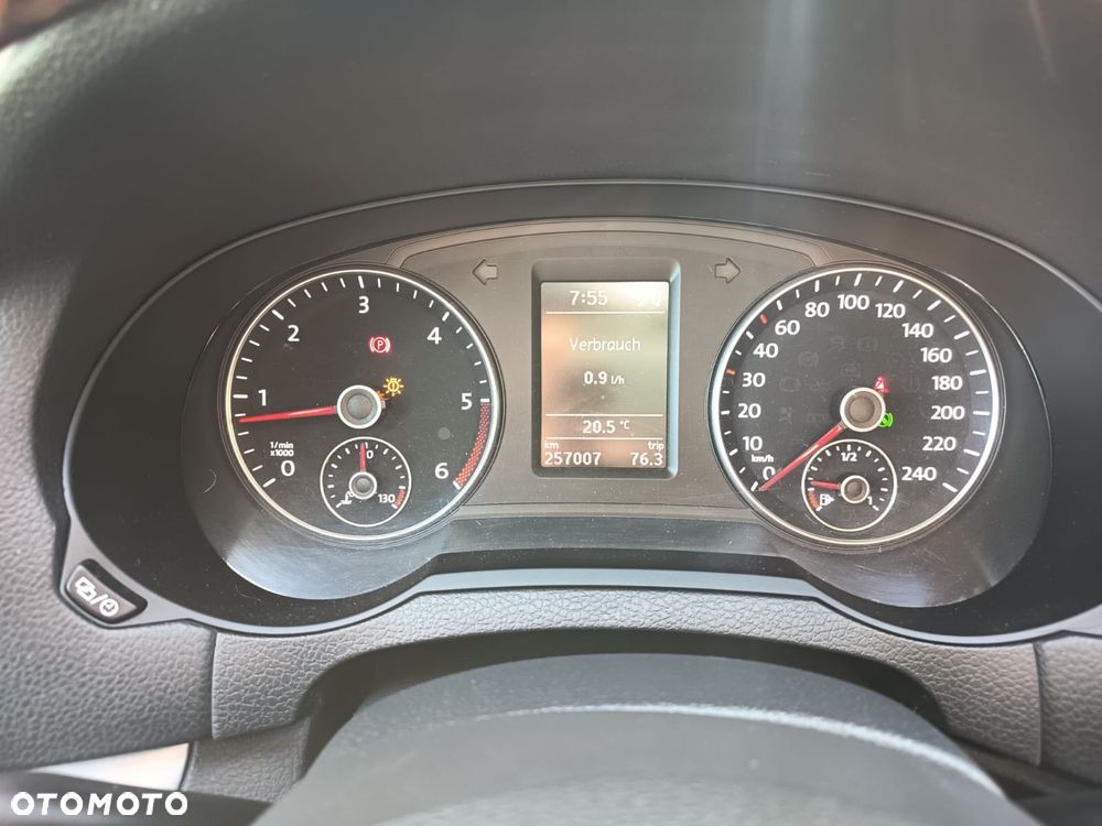 Volkswagen Sharan 2.0 TDI Comfortline DSG - 13
