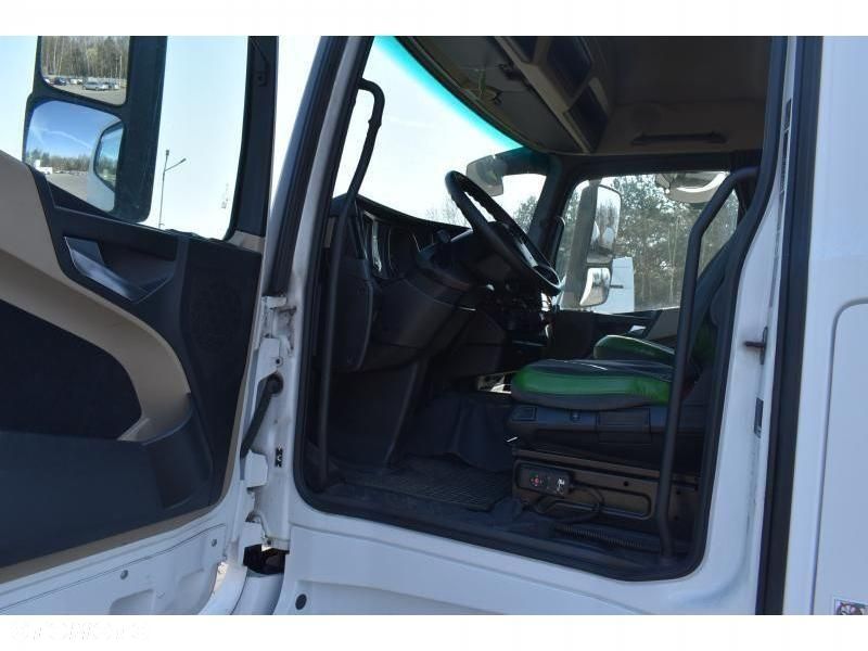 Mercedes-Benz Actros - 17