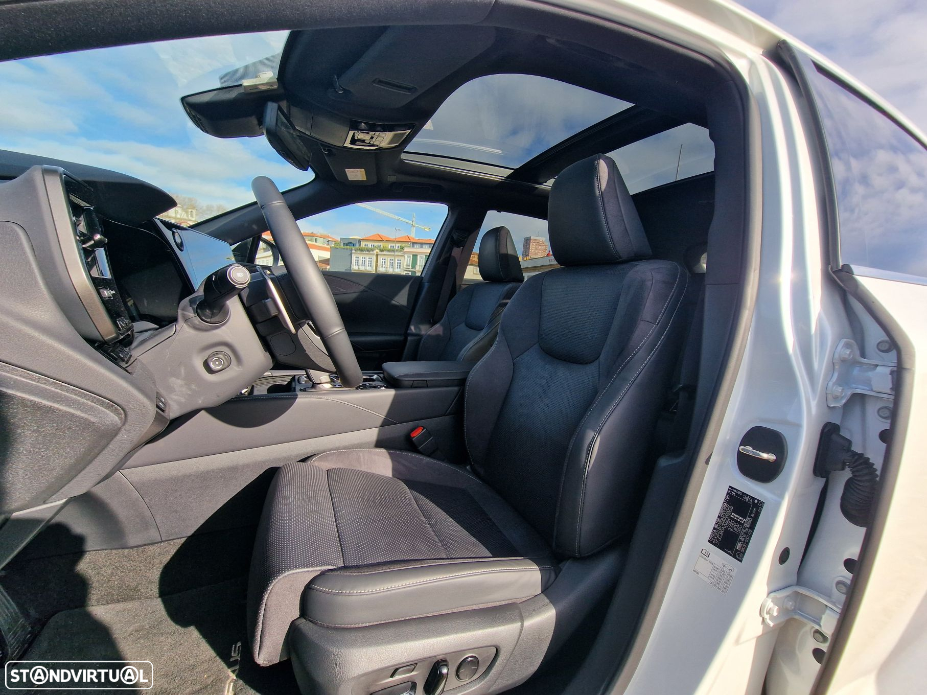 Lexus RX 450h - 12