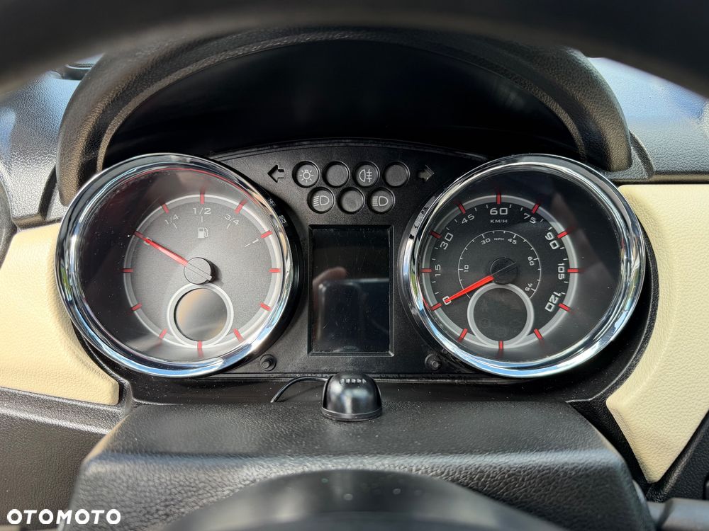 Aixam Crossline - 12