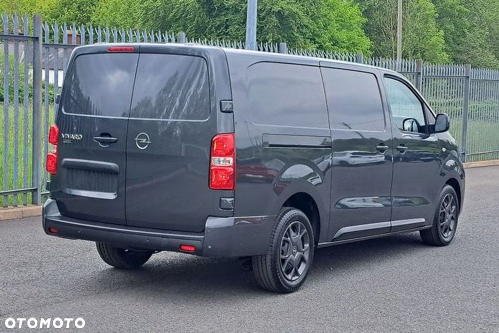Opel Vivaro XL EAT8 2.2 180KM - 9