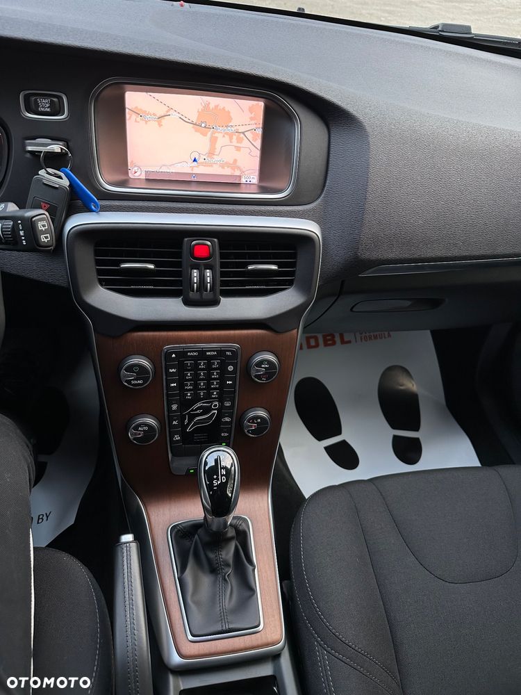 Volvo V40 T2 Geartronic Ocean Race - 26